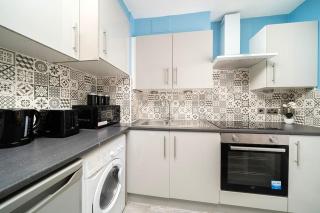 Soho Apartments F4 - 1