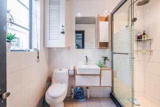 Shanghai Hills & XING 48 Homestay Near Line1 and Line7 Changshu Road Mid Huaihai Road - 9