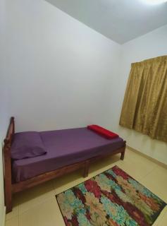 Normanis Homestay - 9