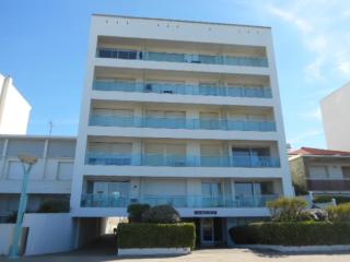 Appartement rénové 1 chambre avec balcon et parking privé à Saint-Jean-de-Monts - FR-1-323-413 - 7