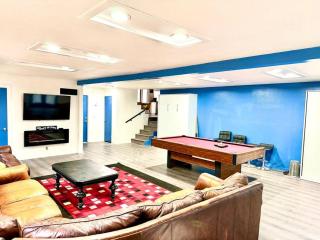 Modern LakeHouse Sleeps 20 Hot Tub/Games/Fire Pit - Oakhurst - 7