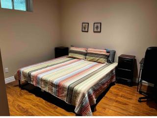 2 bedroom basement with parking - Richmond Hill - 9