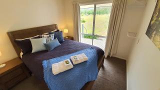 Feathertop Views and Barn - 1