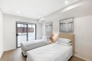 Ground Floor Spacious Home in Kiama's Heart - Kiama - 1