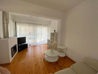 F R Apartment - Metamorfosi - 4