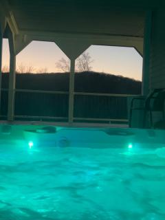 Mountain Vista Luxury Retreat! - Pound Ridge - 2