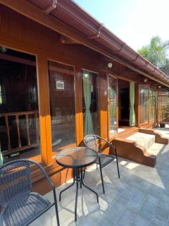 Ban Pairoj Guesthouse - Nai Yang Beach - 9