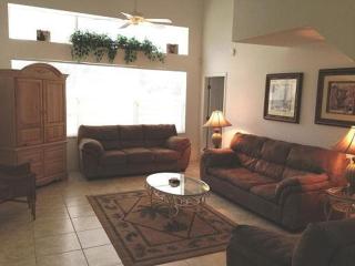 Five-Bedroom Pool Home Davenport - Davenport - 4