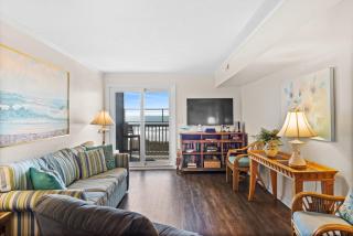 A Summer Place Unit B8 is Small Dog Friendly and oceanfront in Cherry Grove - Myrtle Beach - 4