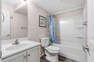 Blue Mist Villas Unit 201 offers King Bed Suite and Beach front Balcony in Cherry Grove - Myrtle Beach - 8