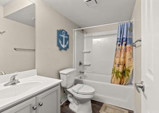 Blue Mist Villas Unit 301 is a 3rd Floor Oceanfront Condo in Cherry Grove NMB - Myrtle Beach - 6