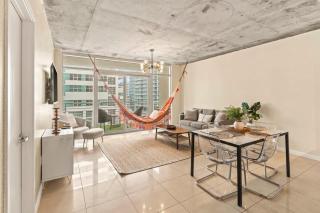 Urban Retreat - Location Pool Gym & Parking - Miami - 5