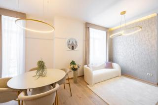 Luxurious Central Apartment w/ a Stunning View to the Basilica - Budapest - 7