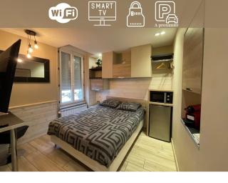 RDC 1 - Chambre meublée au cœur du centre ville de Montluçon - WIFI et NETFLIX - Montluçon - 0