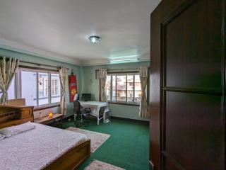 Family Home with Rooftop access and Mountain View - Kathmandu - 6