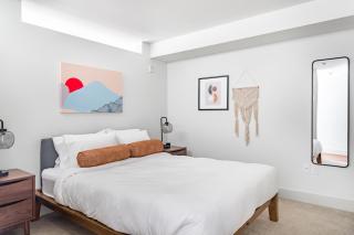 Blueground Bellevue lounge gym nr coffee SEA-715 - 4