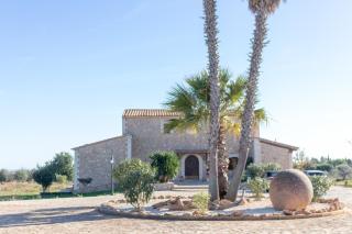 Idyllische Natur-Finca mit 12m Pool & Meerblick - 1