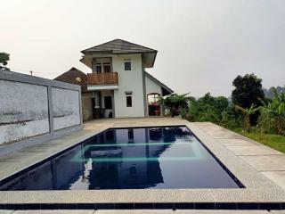 Saung Kuta Village by Surganya Villa - Ciguntur - 5