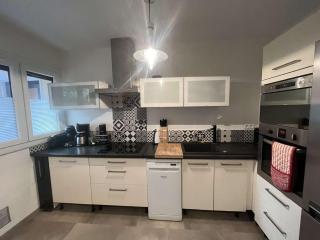 Appartement 2 chambres, climatisation, vue mer, refait à neuf en 2020 - Saint-Mandrier-sur-Mer - 4