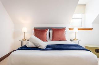 Cromwell Corner - Donnini Apartments - 7