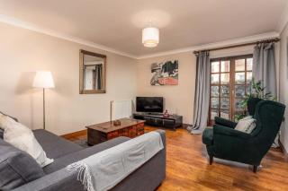 Cromwell Corner - Donnini Apartments - 6