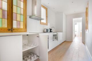Blueground El Gòtic balcony fully furnished BCN-122 - 2