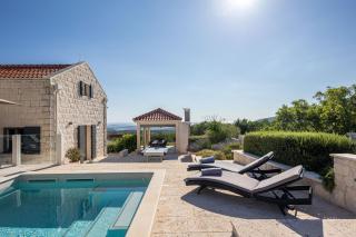 Villa True Oasis with Heated Pool - Rogoznica - 8