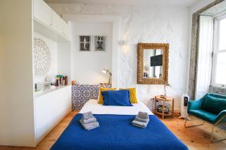 Historic Oldtown Getaway - Porto - 7