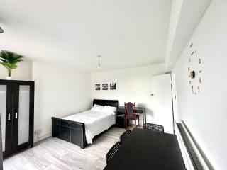 Fabulous 3 bedroom flat sleeps 6 - Londra - 7
