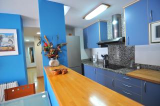 RNET - Blau Marina - Roses - 1
