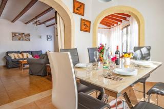 Villa Kerry by Villa Plus - Balcon del Mar - 4
