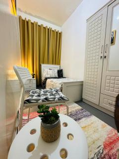 Sunrise Inn by DSV Property - Abu Dhabi - 8