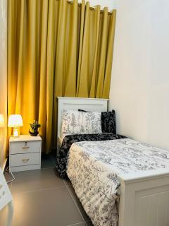 Sunrise Inn by DSV Property - Abu Dhabi - 7