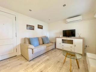 White House Nervion - Benidorm - 1