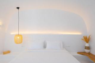 Stunning Santorini Villa 1 Bedroom Villa Supreme Private Heated Plunge Pool Beautiful Caldera Sea Views Oia - Oia - 4