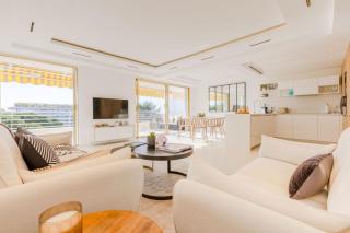 4-Room Apartment of 96m with a Stunning View - Cannes - 9