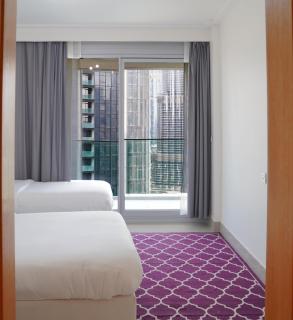 Magnificent 3BR with Incredible Burj & Fountain View - Dubai - 9