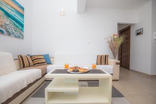 Apartment Mama - Rogoznica - 4