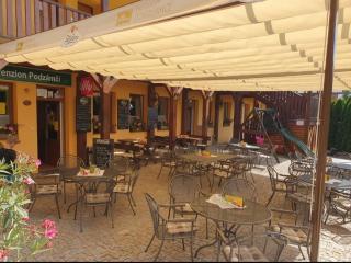 Penzion Podzámčí - 1