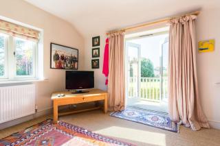 Charming Cottage surrounded by Idyllic garden in peaceful location in central Charlbury - Charlbury - 2