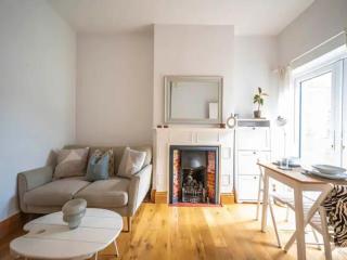 Hither Green ground floor flat with garden London - Pass the Keys - 7