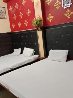 Maa Vaishno Guest House - Varanasi - 3
