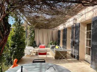 Villa de charme + Loft à 5 min du centre d'Aix - Aix-en-Provence - 0