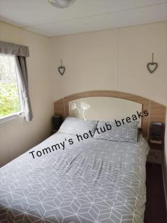 Tommy's hot tub breaks - Lincolnshire - 6