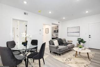 Amazing Capital Hill APT , Step away Gym, shopping - 0