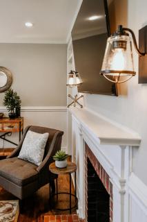 Luxury Augusta Cottage - 1