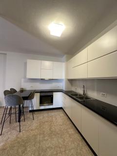 Town Square Apartment Tirana 5 - Tirana - 3