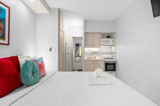 Prime Location at Condado Beach Queen Studio - Apt 10 - San Juan - 8