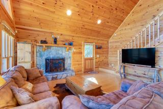 Gorgeous Blue Ridge Mountain Retreat Deck and View! - Blue Ridge - 7