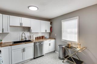 Modern and Stylish Olathe Home in Prime Location - 3